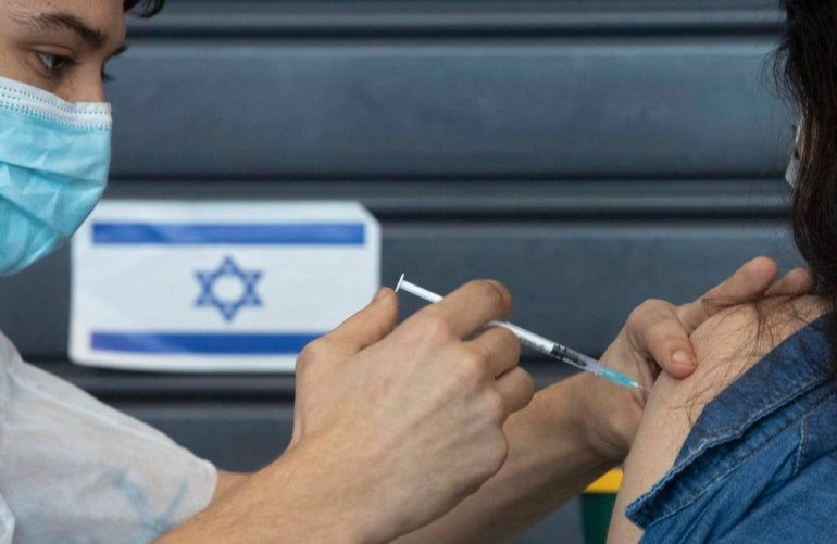 COVID Israele: quarta dose di vaccino per fragili e over 60?